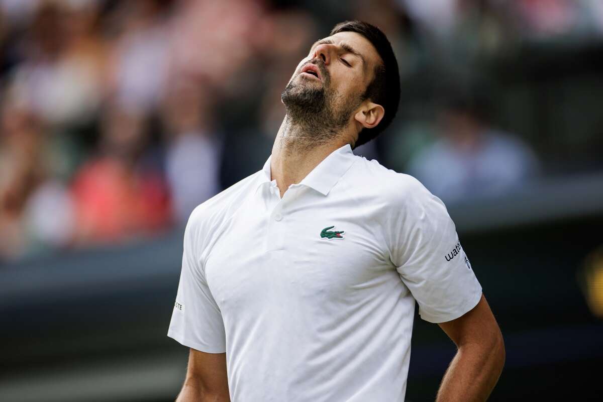 Djokovic é vaiado no Australia Open após recusar entrevista