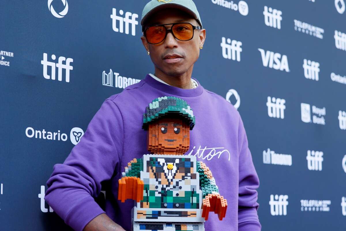 Pharrell Williams lança filme biográfico feito como animação Lego