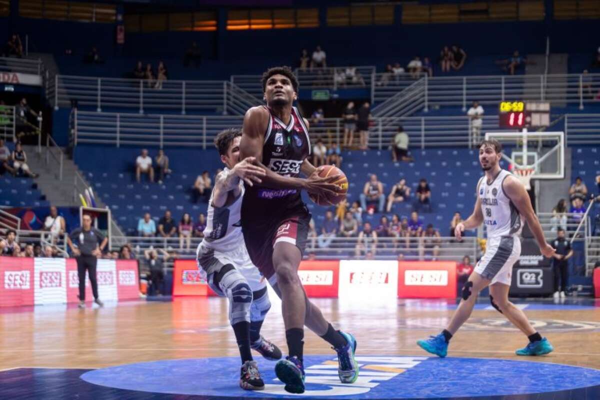 Brasília Basquete perde no NBB para o atual campeão da competição