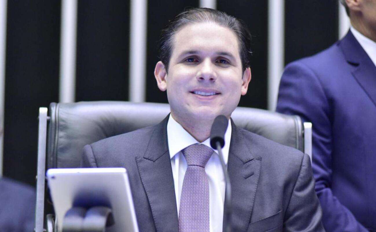 Republicanos oficializa Motta candidato à sucessão de Lira nesta 3ª