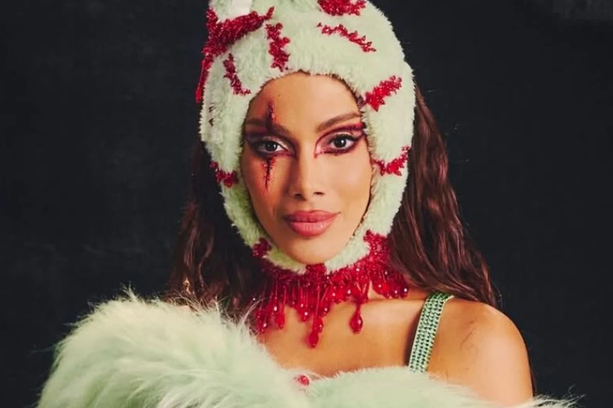 Anitta fala sobre aparência e diz que fotos prejudicam seu rosto