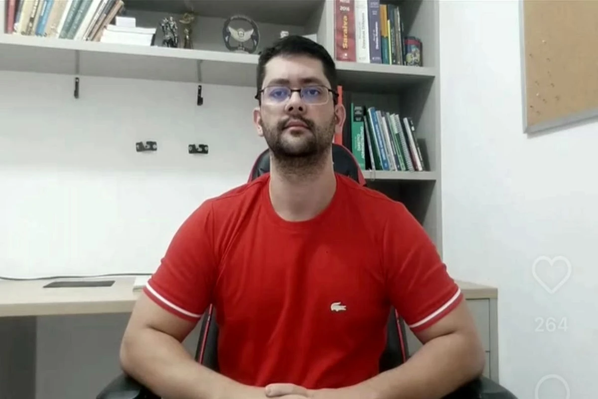 Quem é o ex-PM que vai usar tornozeleira após acusação de stalking