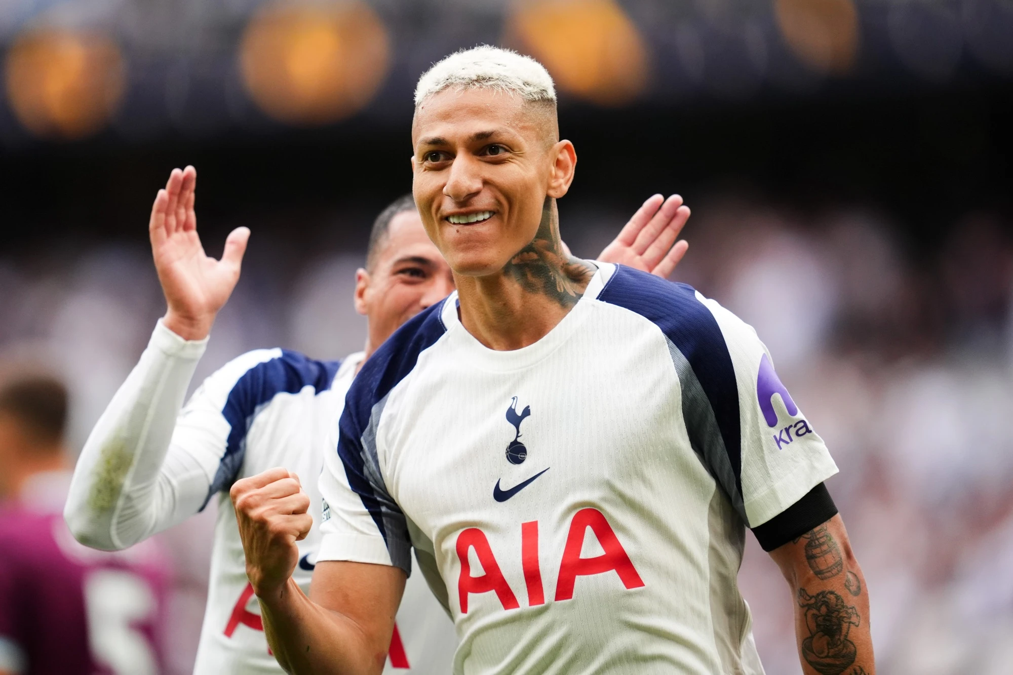 Jornal espanhol se derrete por Richarlison após vitória do Tottenham