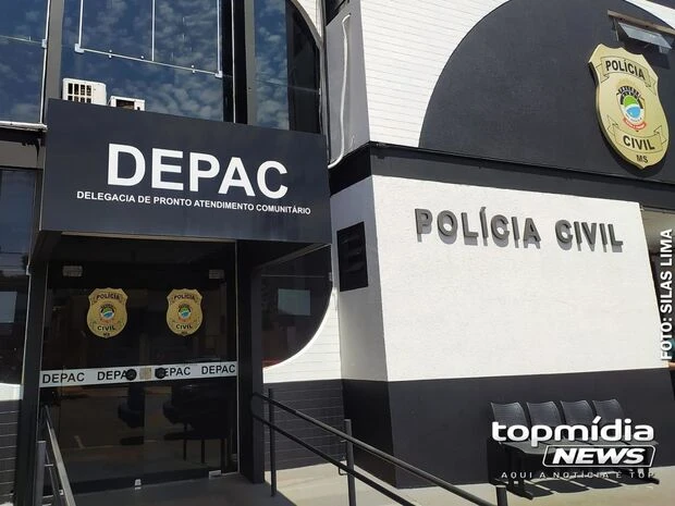 Mulher flagra marido sem roupas e abusando do neto de 8 anos