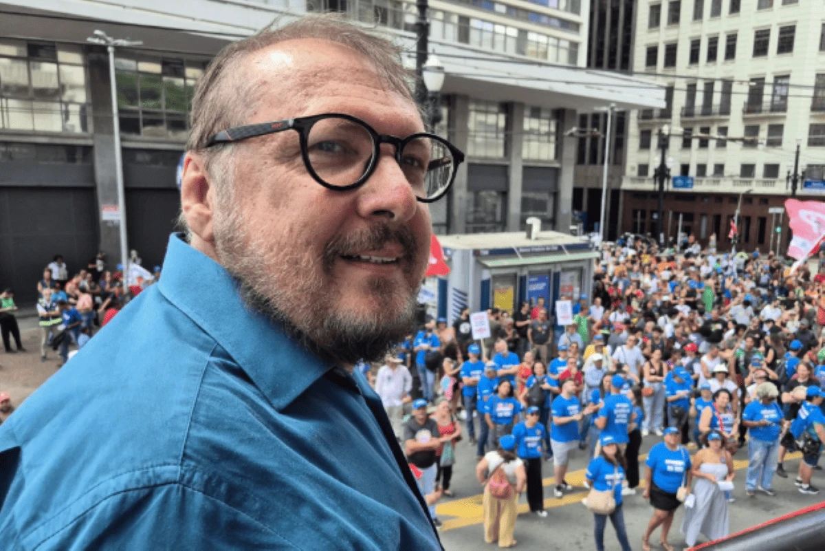 Vereador do PSol propõe lei para proibir contratação de golpista em SP