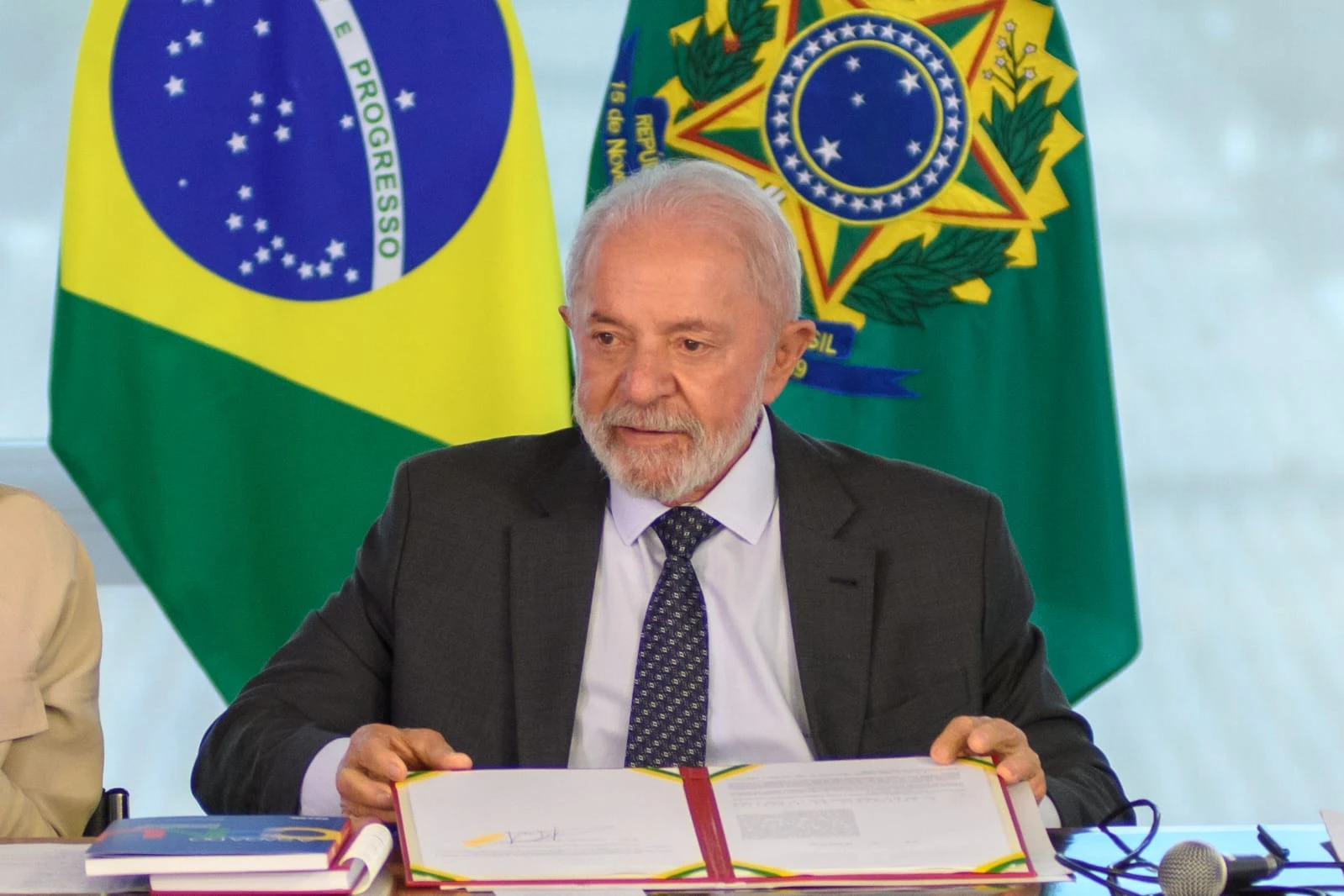 Paraná Pesquisas: governo Lula é reprovado por 56,7% em seu 3º mandato