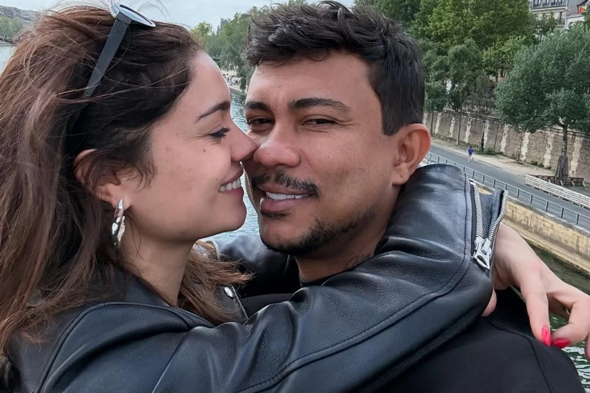 Vídeo: após reconciliação, Xamã se derrete por Sophie Charlotte