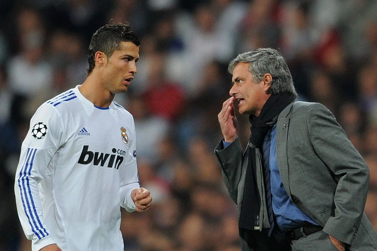 Mourinho está próximo de treinar Cristiano Ronaldo novamente. Entenda