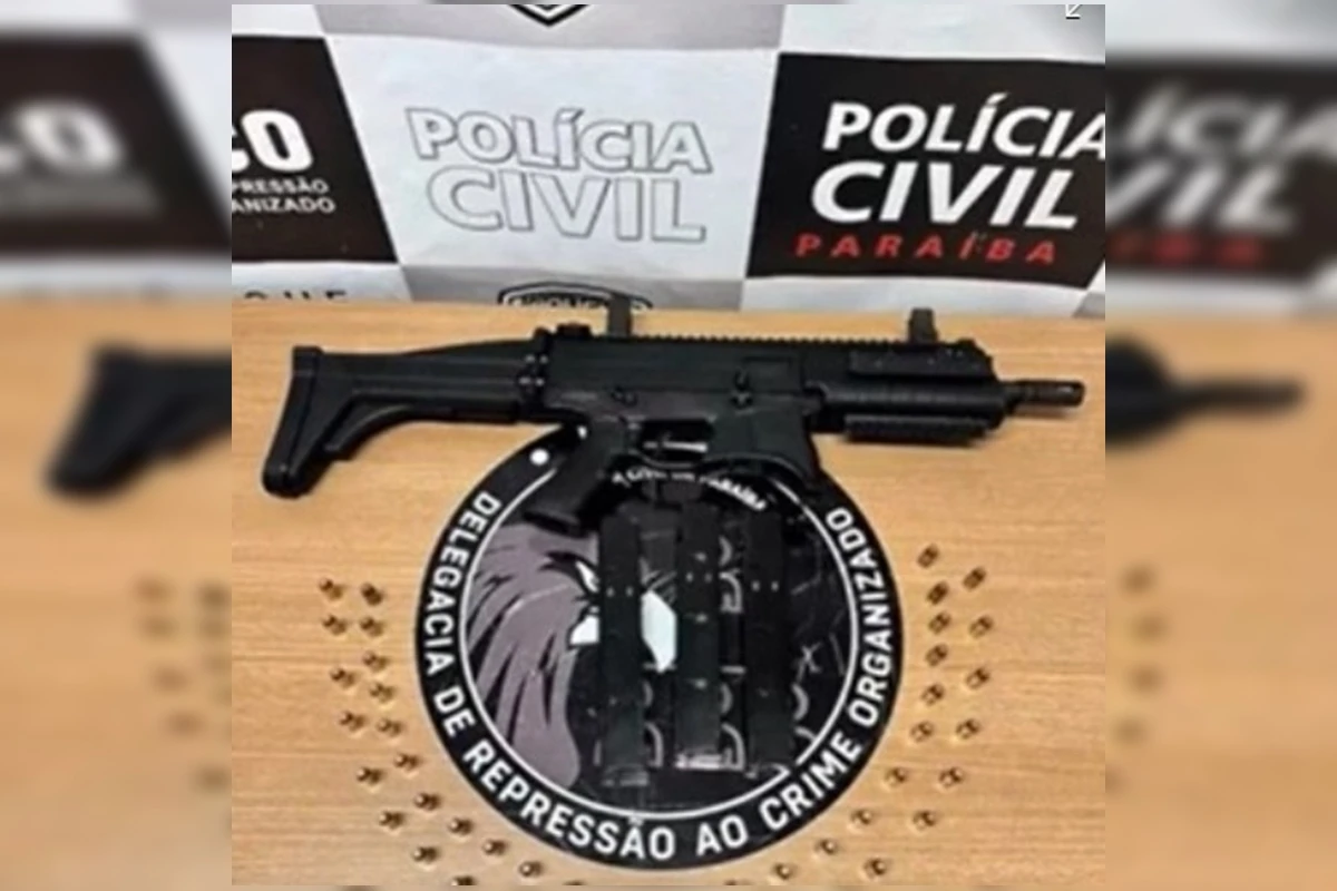 Fornecedor de armas para facções da PB é preso com submetralhadora