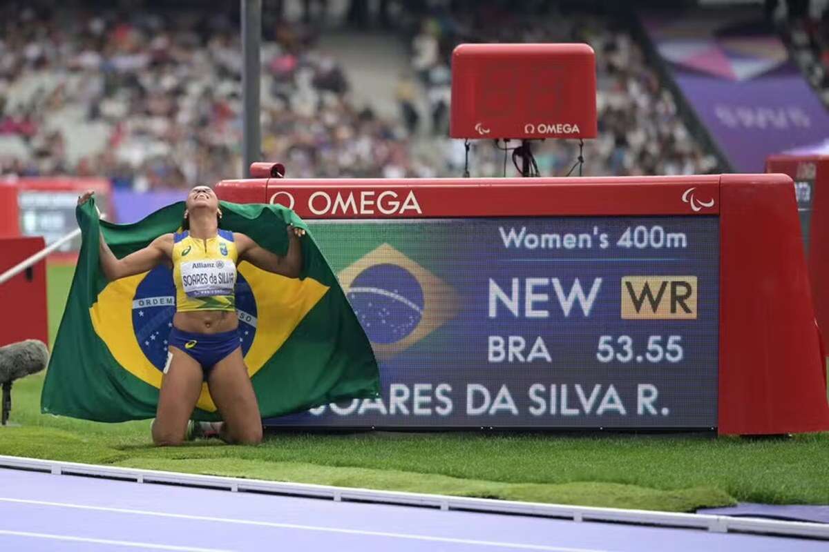 Rayane Soares quebra recorde mundial e conquista o ouro em Paris