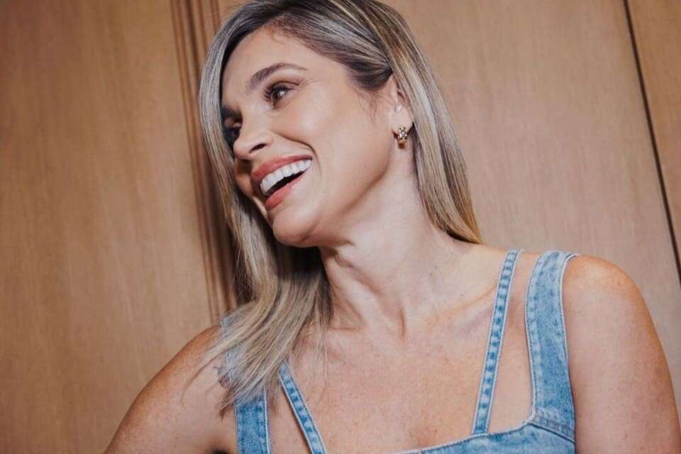 Foto: Flávia Alessandra revive Cristina, de Alma Gêmea, em festa