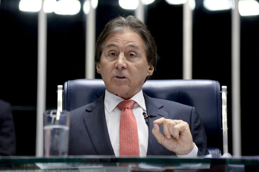 Criminosos uniformizados de PF invadem fazenda de Eunício Oliveira