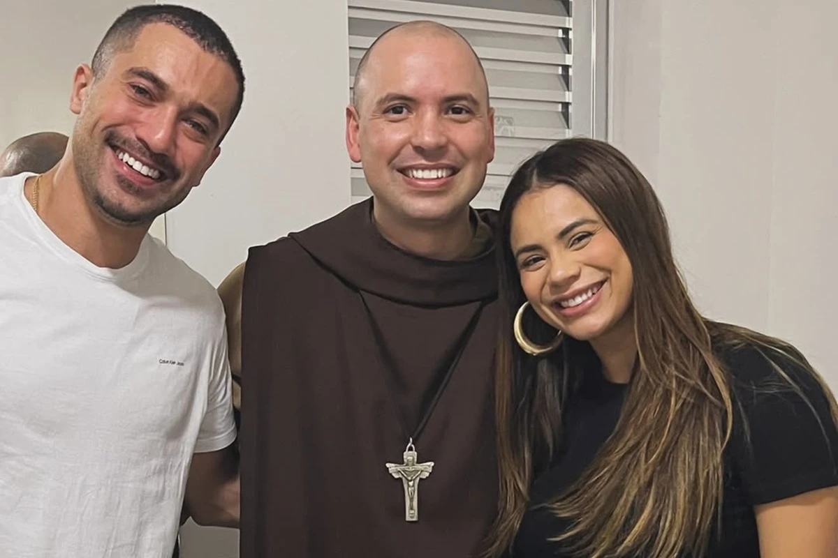 Lexa revela proibição inusitada do noivo que envolve até o Frei Gilson