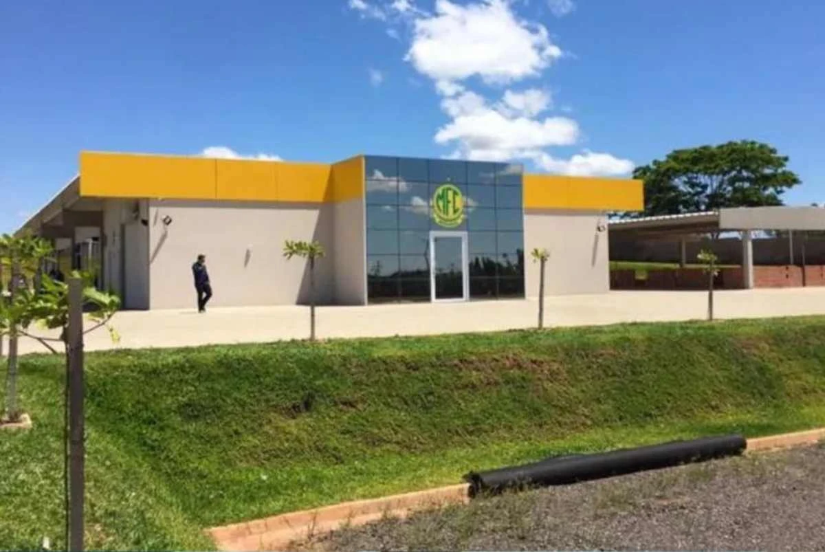 Goleiro Bruno é contratado por time da Série A; entenda