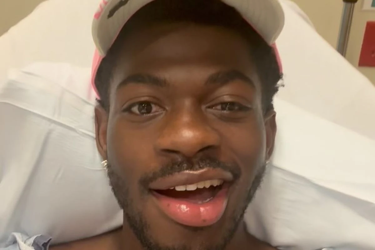 Lil Nas X é hospitalizado após perder o controle de um lado do rosto