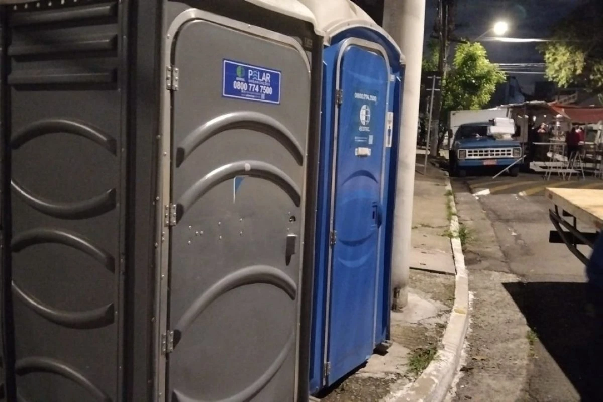 Contrato de R$ 18 mi para banheiro químico em feira teve 1 concorrente