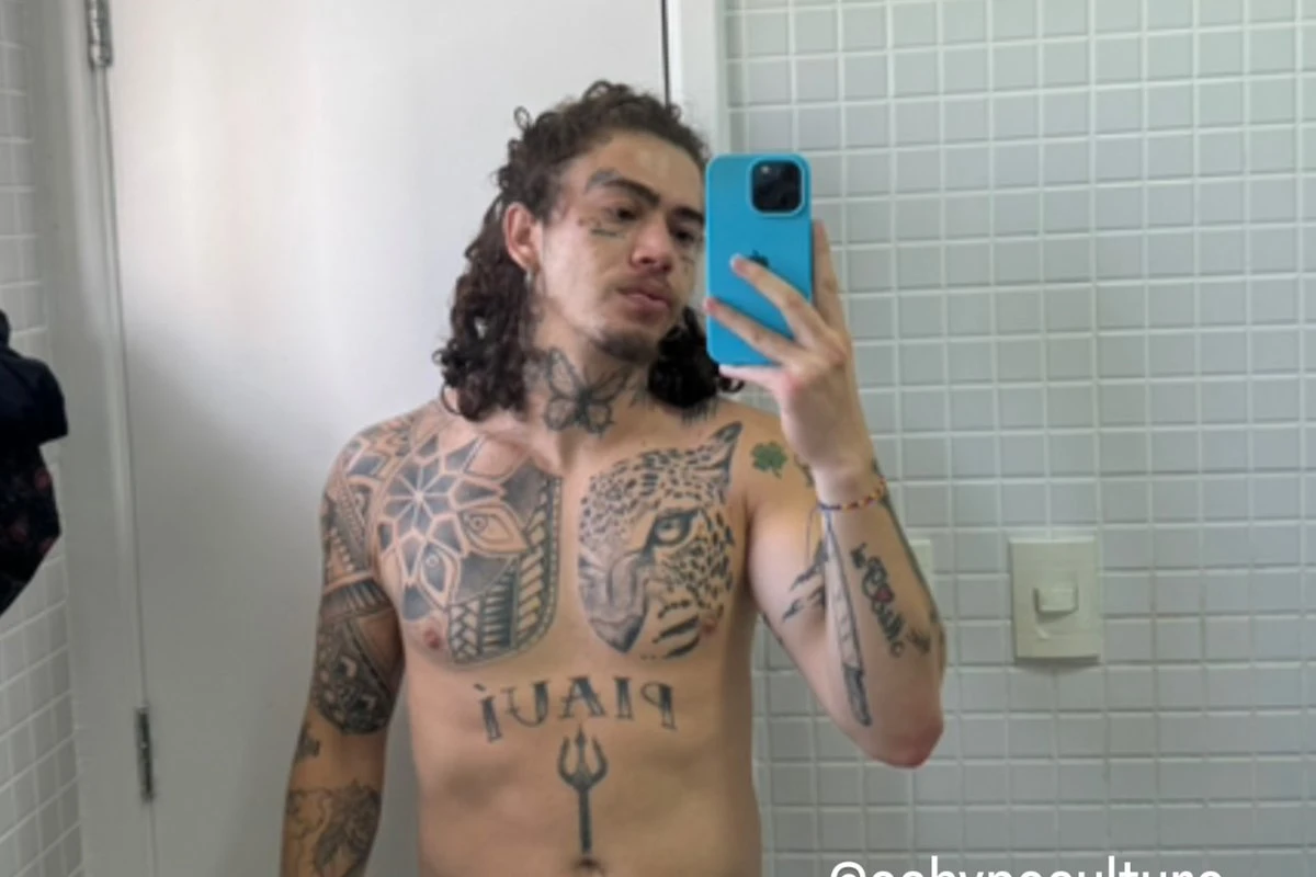 Selfie de cueca de Whindersson gera reação da web: “Carro do ovo”