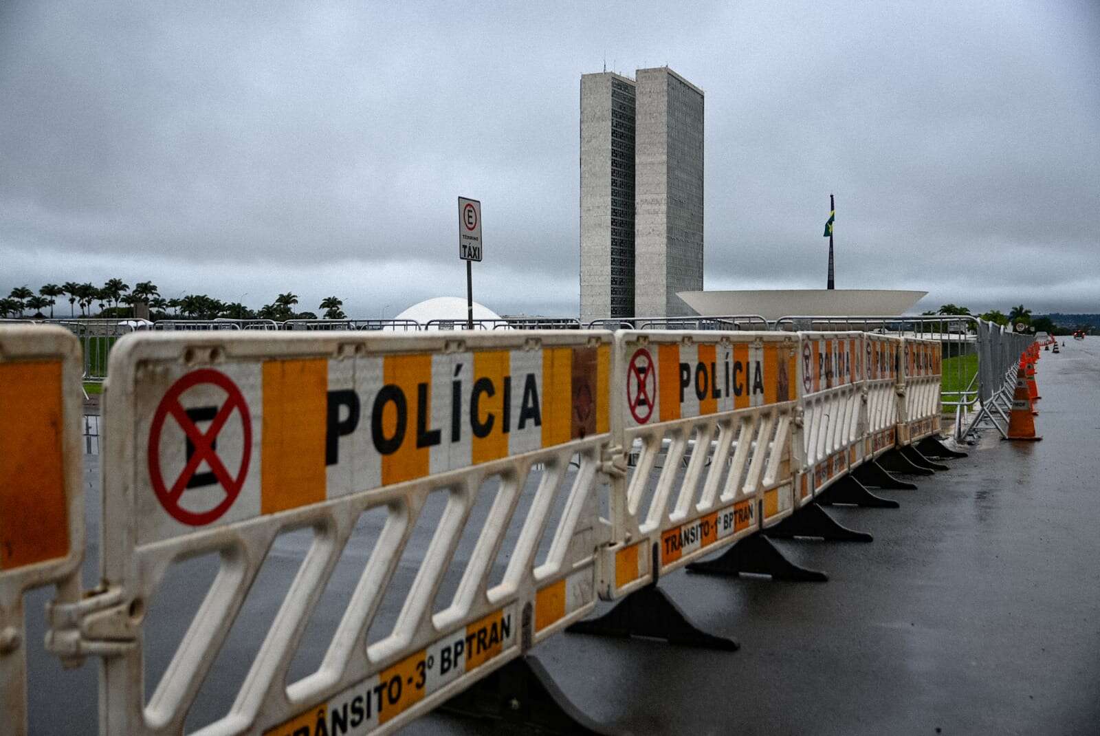 Segurança em Brasília é forçada com chegada do líder chinês Xi Jinping