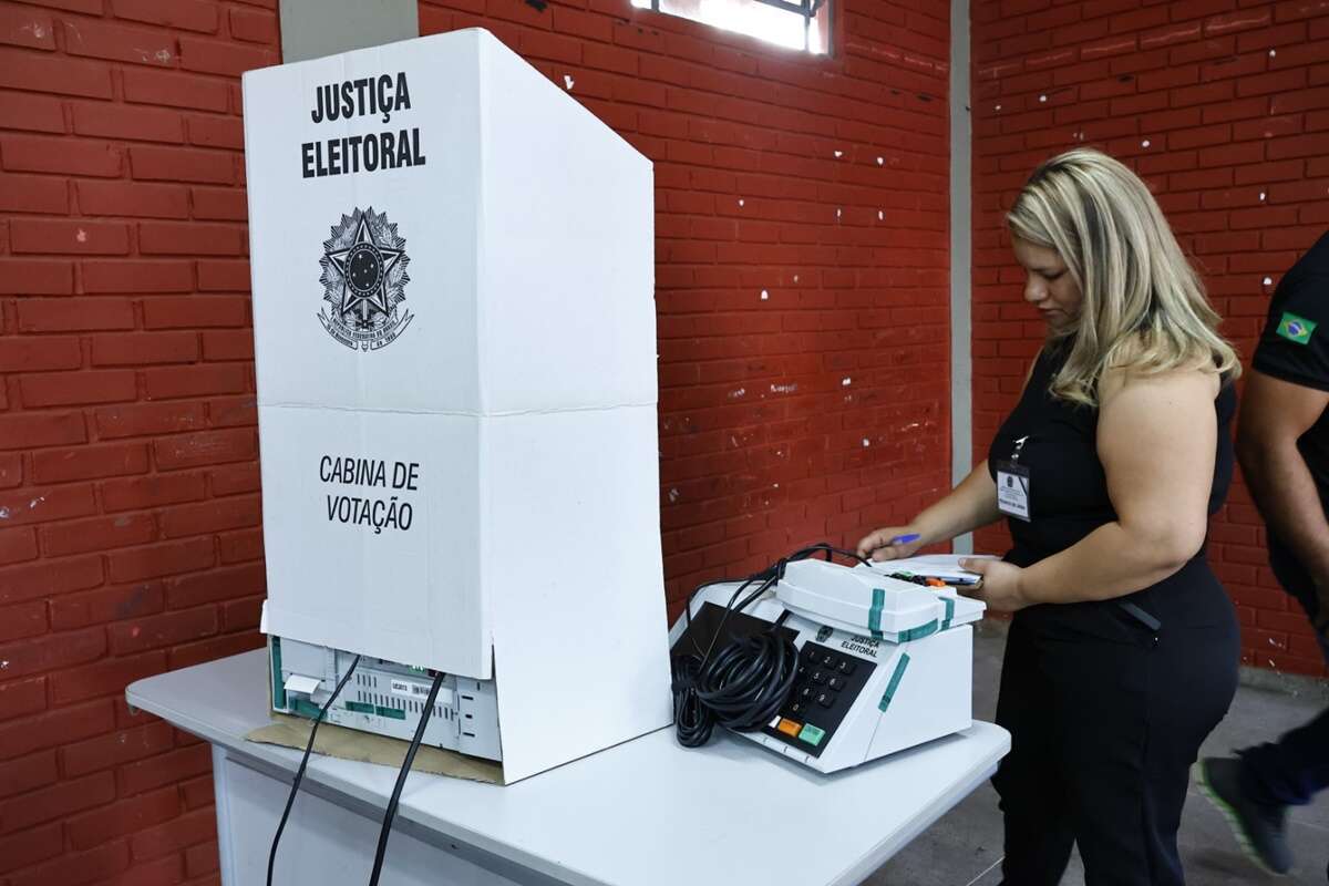 Para evitar filas, eleitores optam por votar após as 12h em Valparaíso