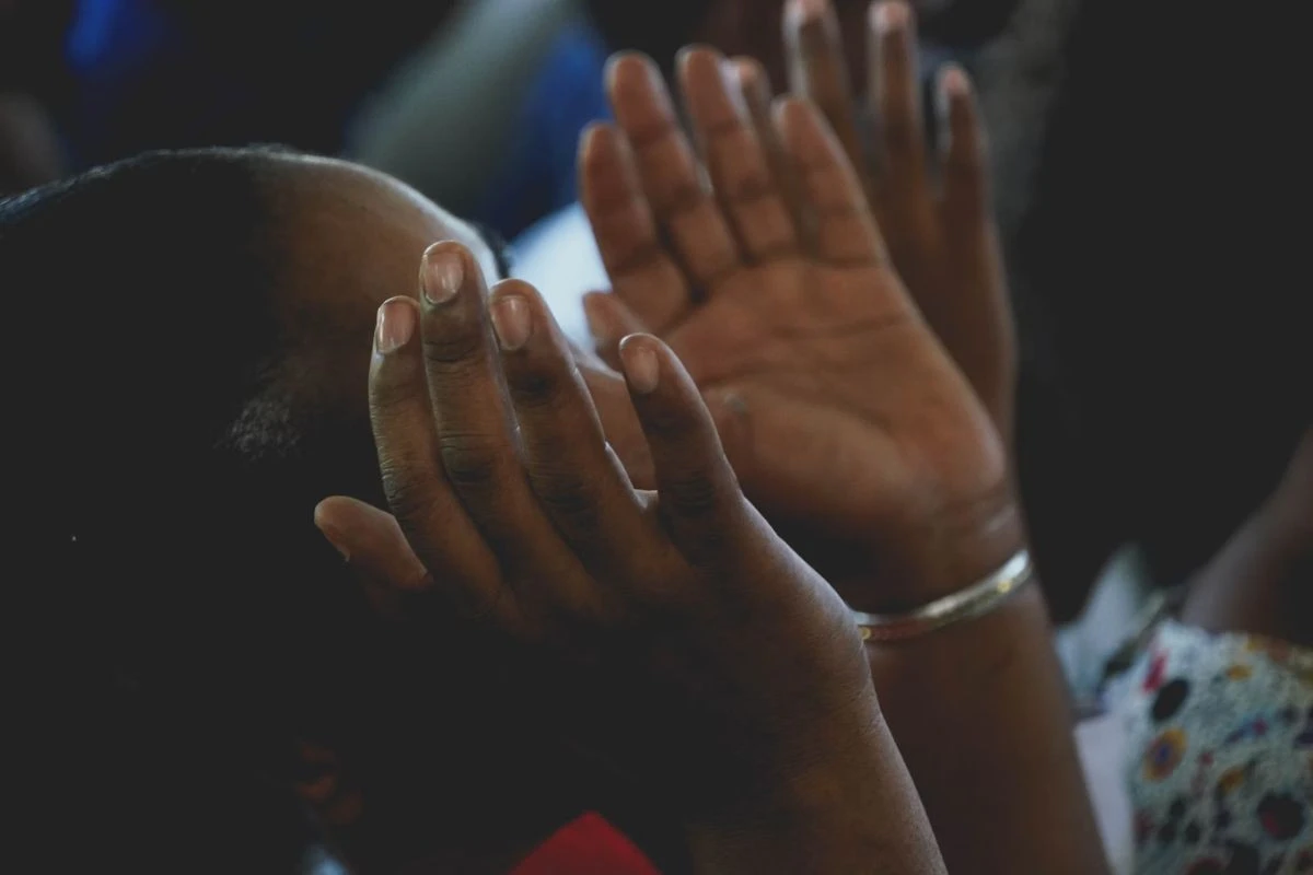 Mulheres são maioria em quase todas as religiões, revela Censo
