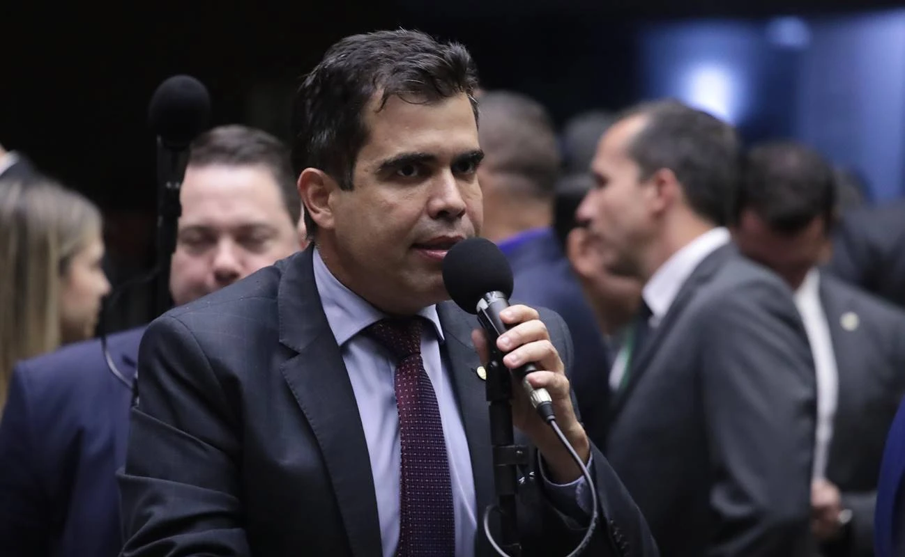 Relator escolhido por Motta não assinou CPI do INSS