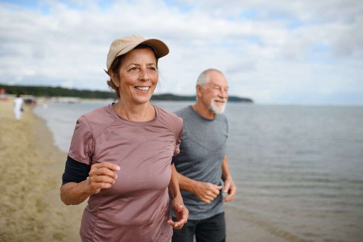 5 exercícios para turbinar o ganho de massa muscular após os 60 anos