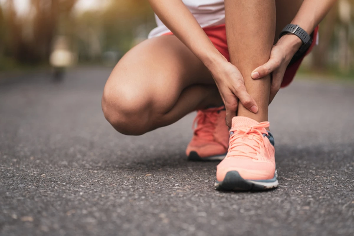 Dores na canela ao correr: saiba como tratar a canelite