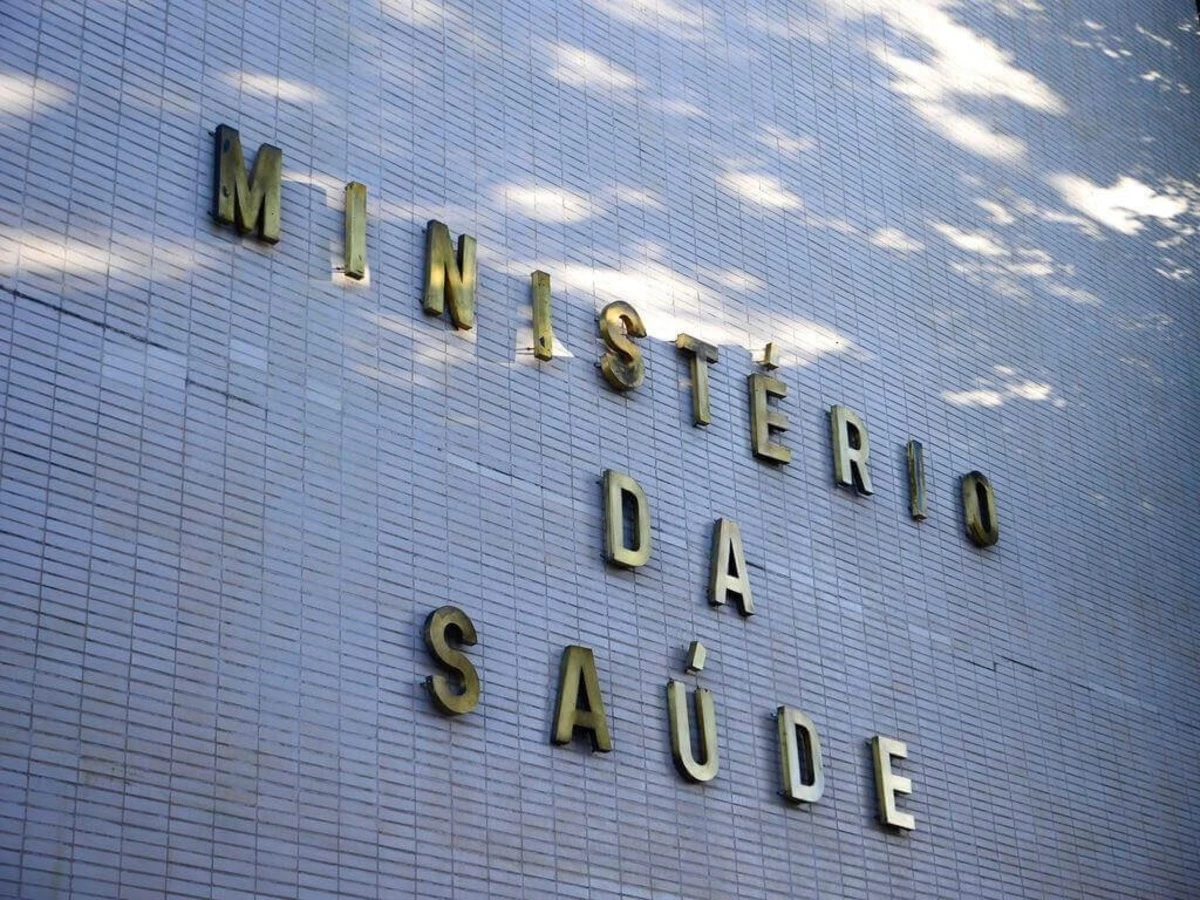Padilha se manifesta sobre suspensão de visto de servidores pelos EUA