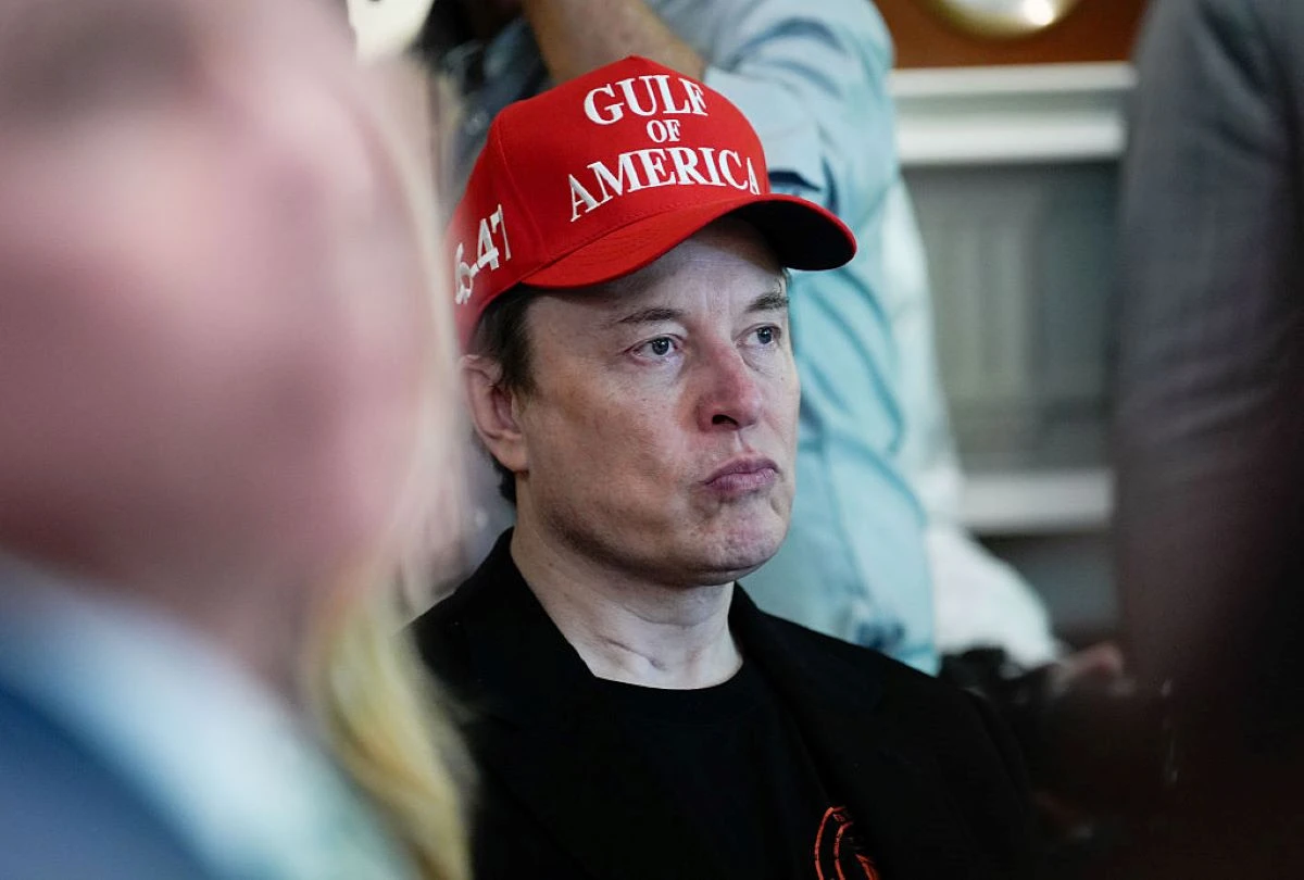 Musk evita reagir após Trump ameaçá-lo de deportação: “Vou me conter”