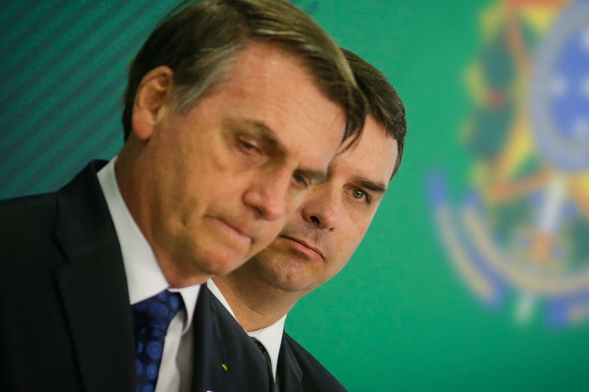 Apoio para prefeitura no MT gera divisão na Família Bolsonaro