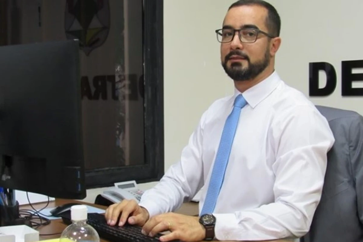 Ibaneis troca secretário de Ciência e Tecnologia do DF
