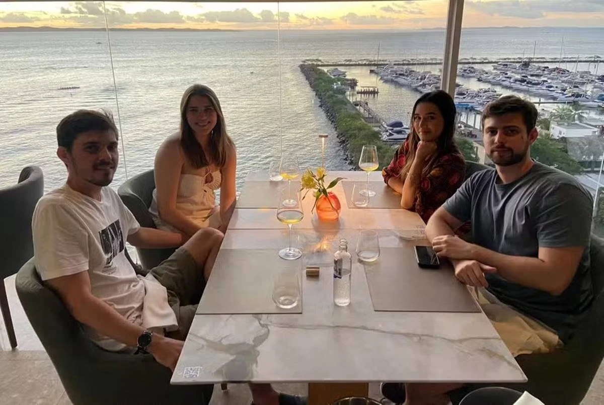 Jovens que confudiram preço de vinho: “Estamos traumatizados”