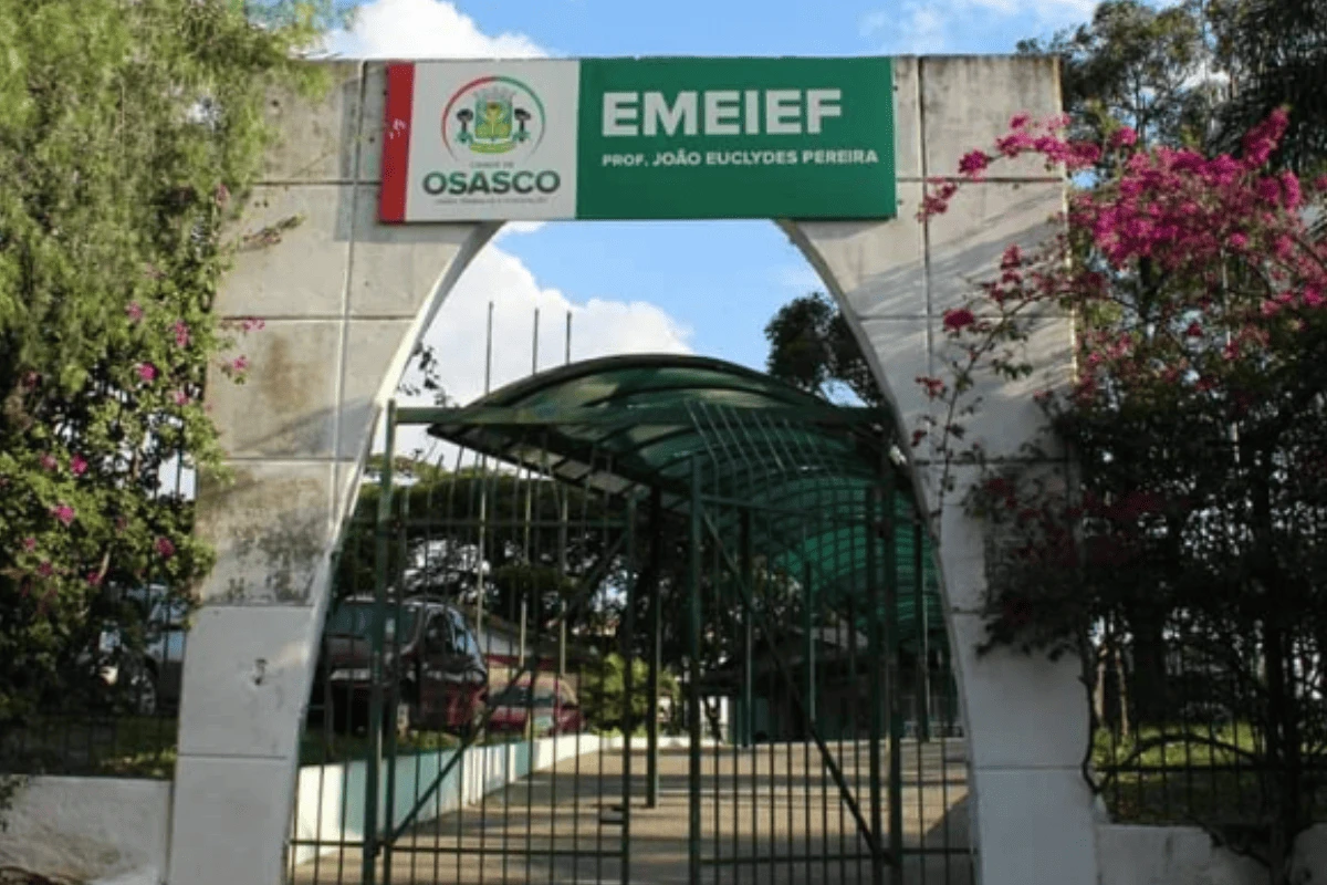 Mais de 30 alunos passam mal em escola de Osasco após dedetização