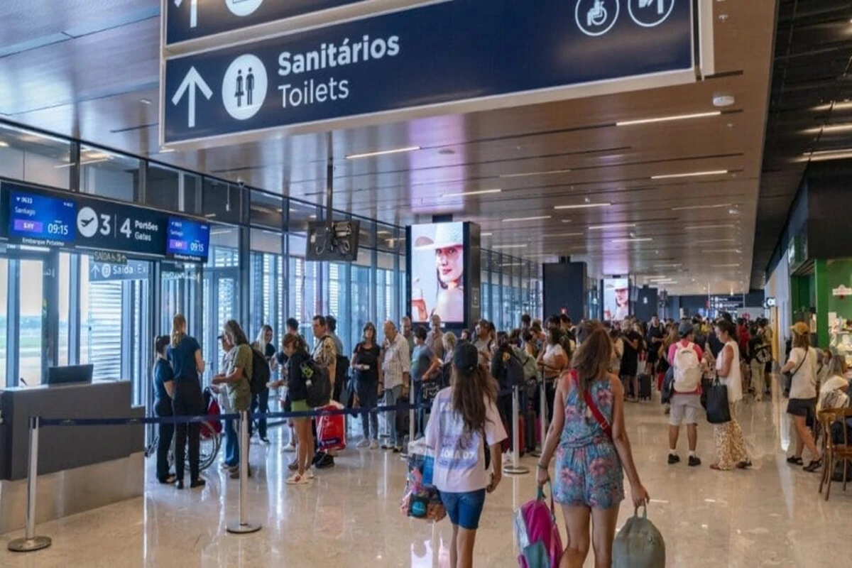 Falha em sistema da Aeronáutica atrasa voos em SC e outros estados