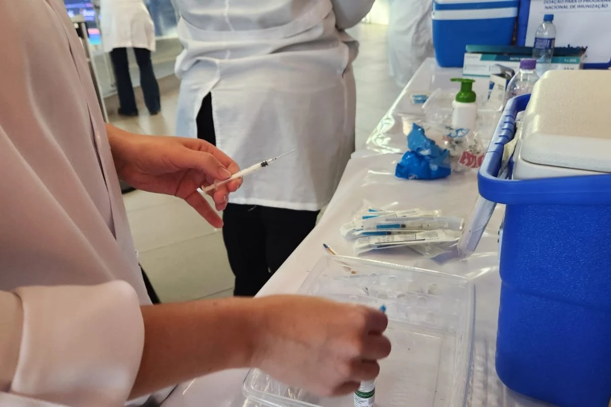 Casos de gripe disparam 83% em SP e vacinação segue abaixo do ideal