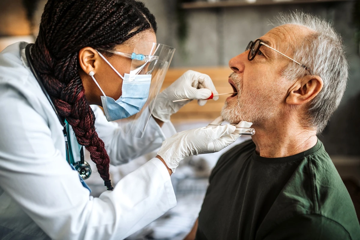 Teste de saliva pode antecipar diagnóstico de câncer de próstata