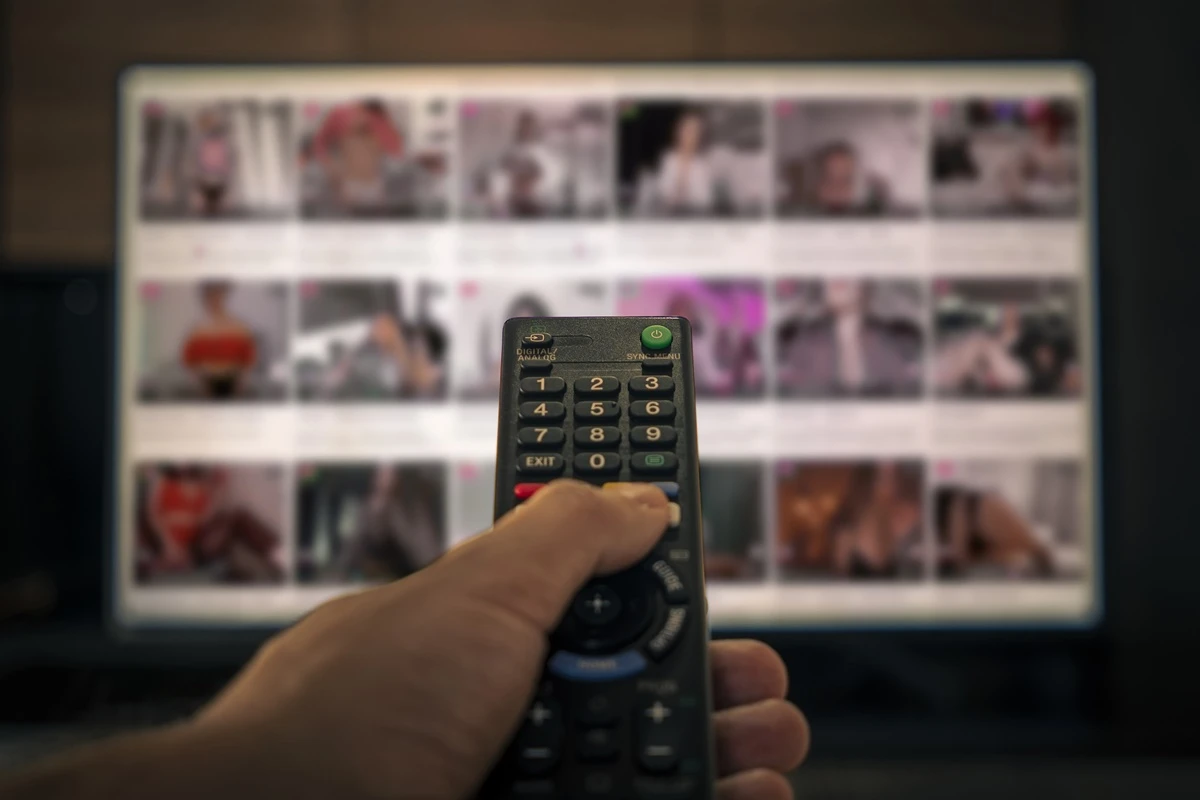 Entenda como a pornografia interfere na ideia de “ser bom de cama”