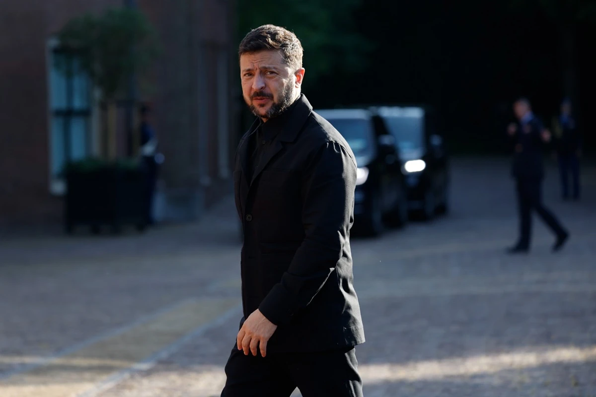 Zelensky indica novo ministro da Defesa e amplia produção militar