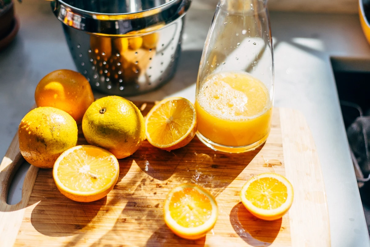 Não jogue fora: casca da laranja reduz o colesterol e a pressão alta