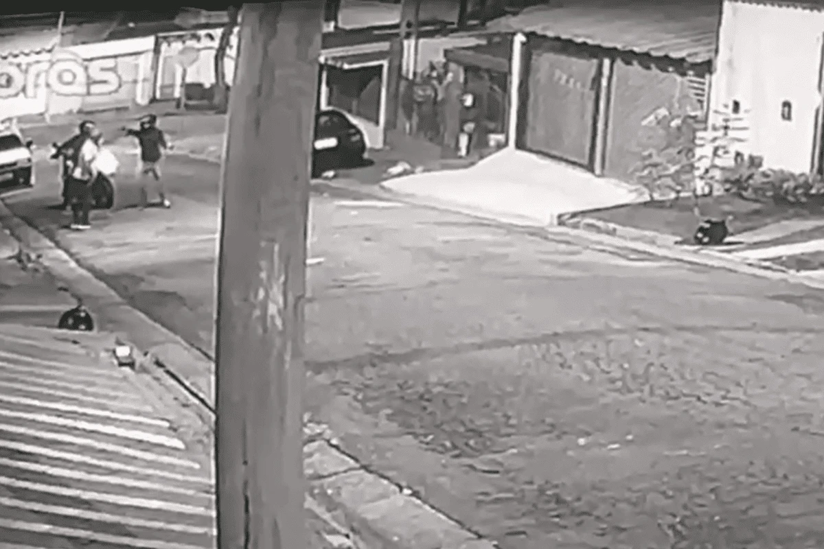 Vídeo: homem é baleado à queima roupa em tentativa de assalto no ABC