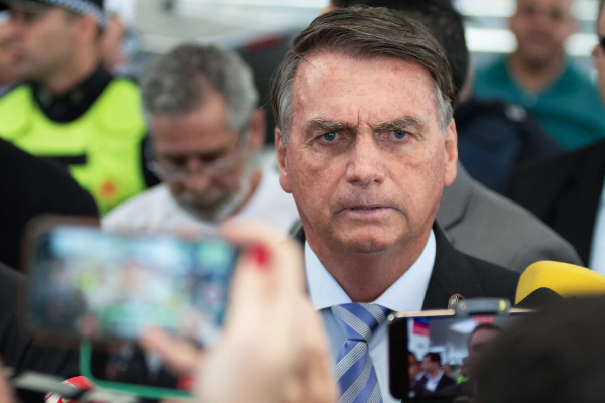 Genial/Quaest: 55% avaliam que prisão domiciliar de Bolsonaro é justa