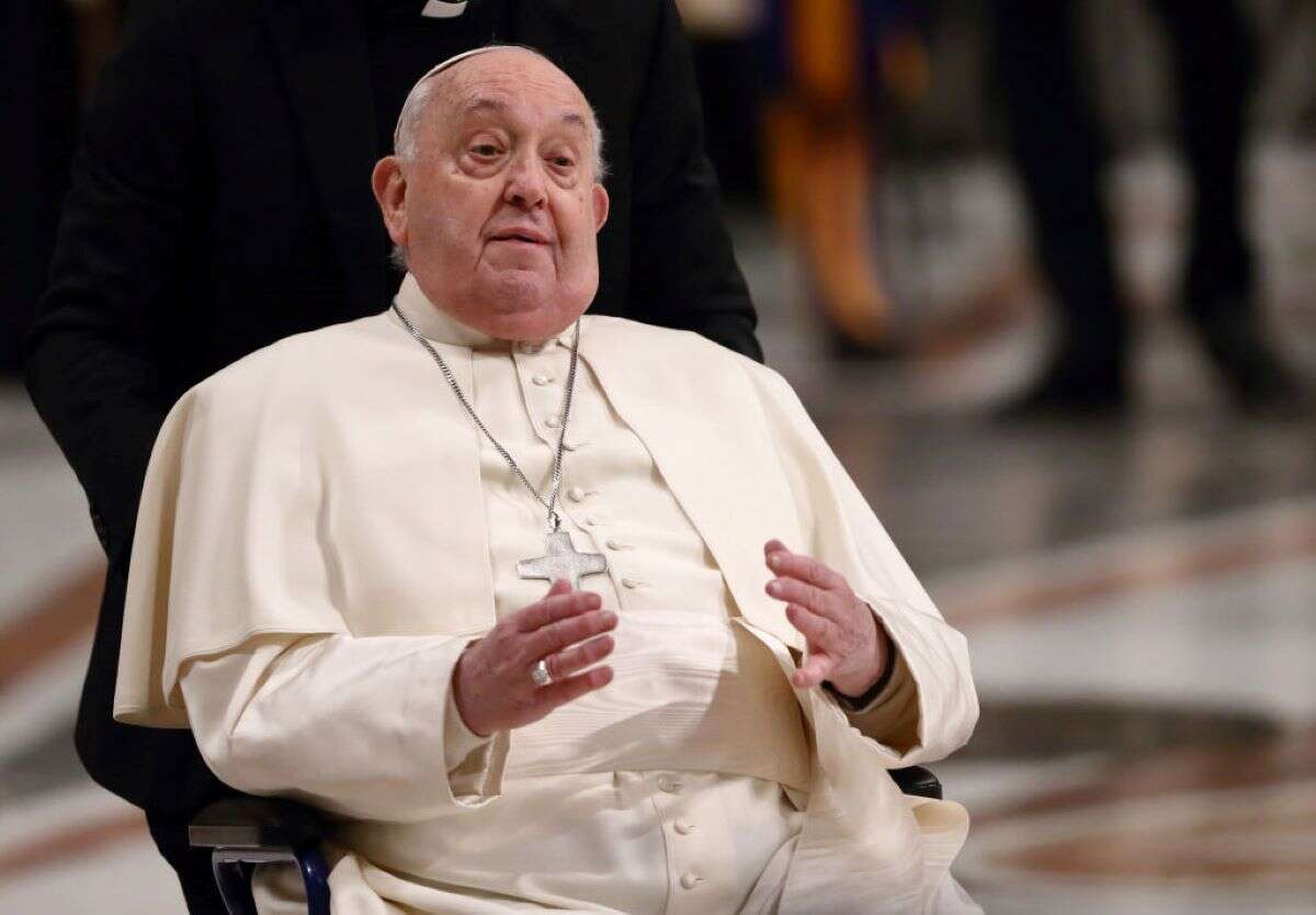 Papa teve “noite tranquila” e “está descansando”, diz Vaticano