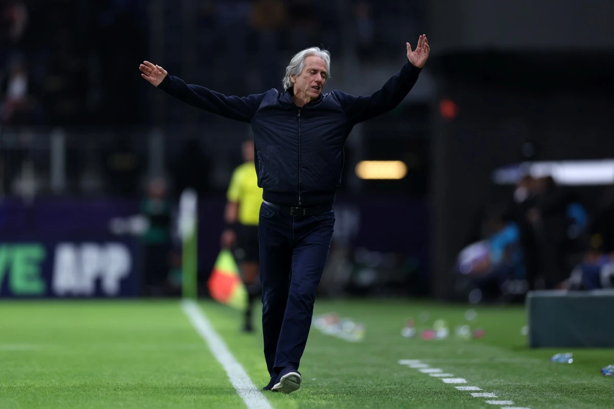 Alvo da Seleção, Jorge Jesus tem reunião sobre futuro no Al-Hilal