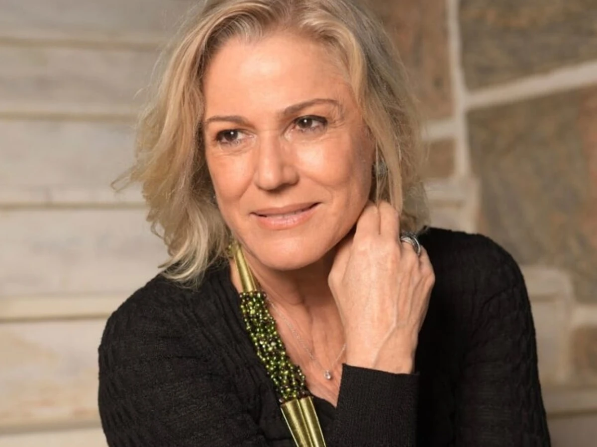 Marcia Peltier volta à literatura e fala sobre o uso da tecnologia