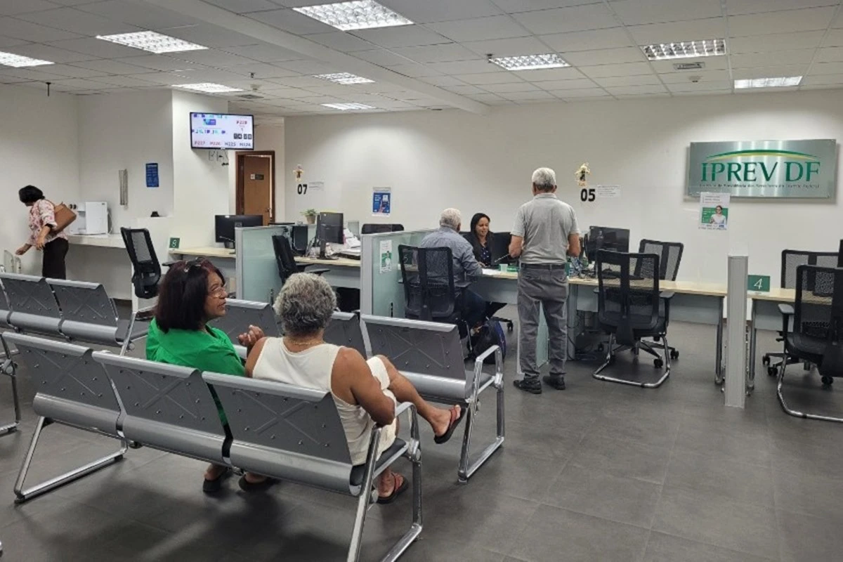 Justiça suspende desconto retroativo em aposentadorias e pensões de médicos