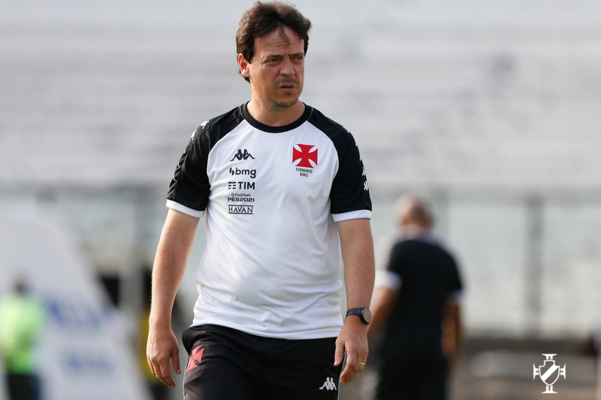 Com derrota em estreia, Diniz diz que quer resgatar confiança do Vasco