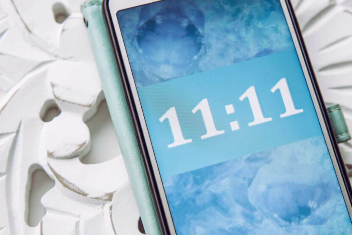 Horas iguais: descubra o significado por trás de cada momento