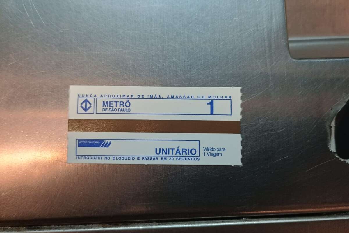 A volta dos que não foram? Metrô confirma retorno do bilhete antigo