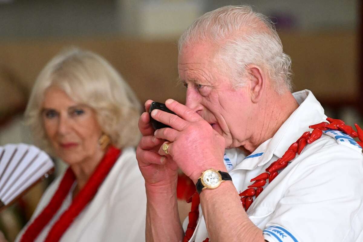 O que é Kava? Conheça o chá alucinógeno que rei Charles bebeu em Samoa