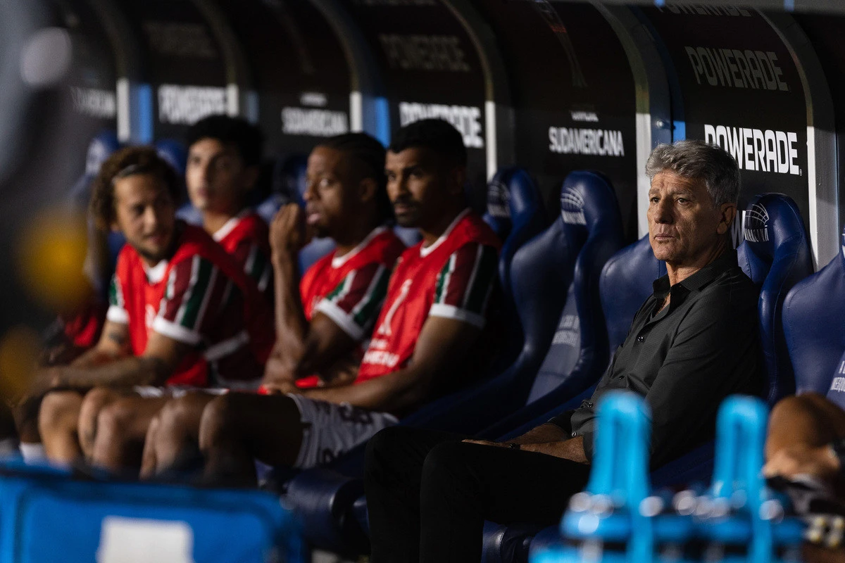 “Confio sempre no meu grupo”, destaca Renato Gaúcho após classificação